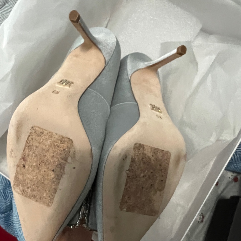 NWOT Badgley Mischka Glittering Silver Heels - Picture 6 of 8